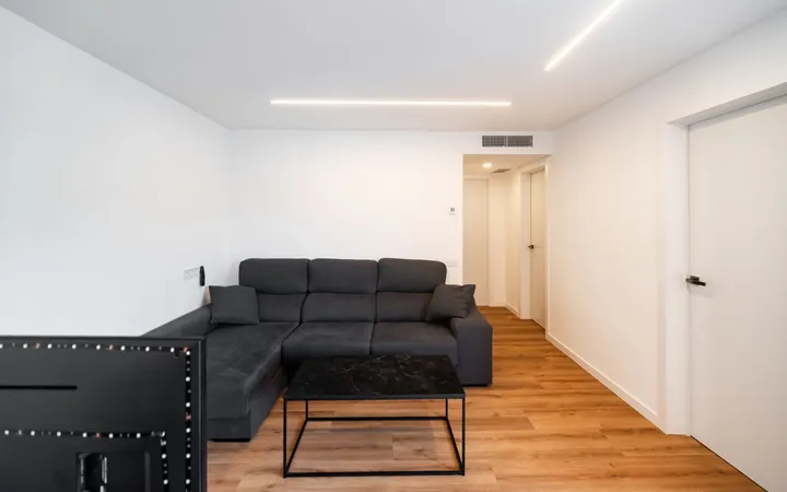 Piso en Calle dels Ferrocarrils Catalans, 103, La Marina del Port - Foto 4