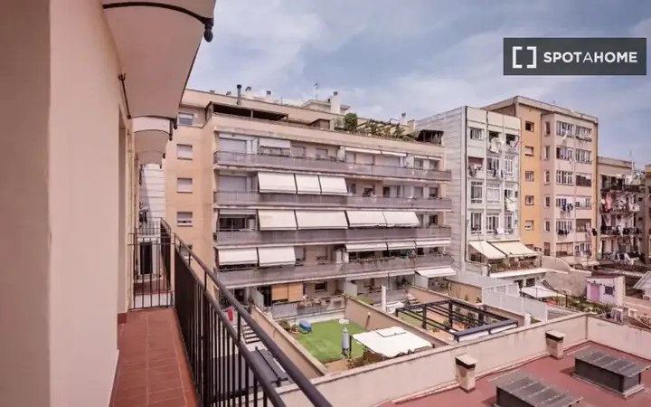 Piso en  Barcelona Capital - Foto 3