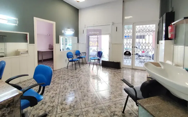Local comercial en  AMILCAR - Foto 2