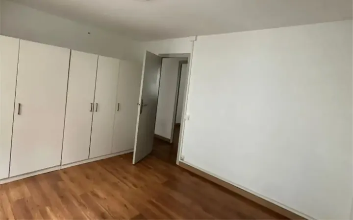 Piso en  Carrer de Josep Sangenís 46 - Foto 15