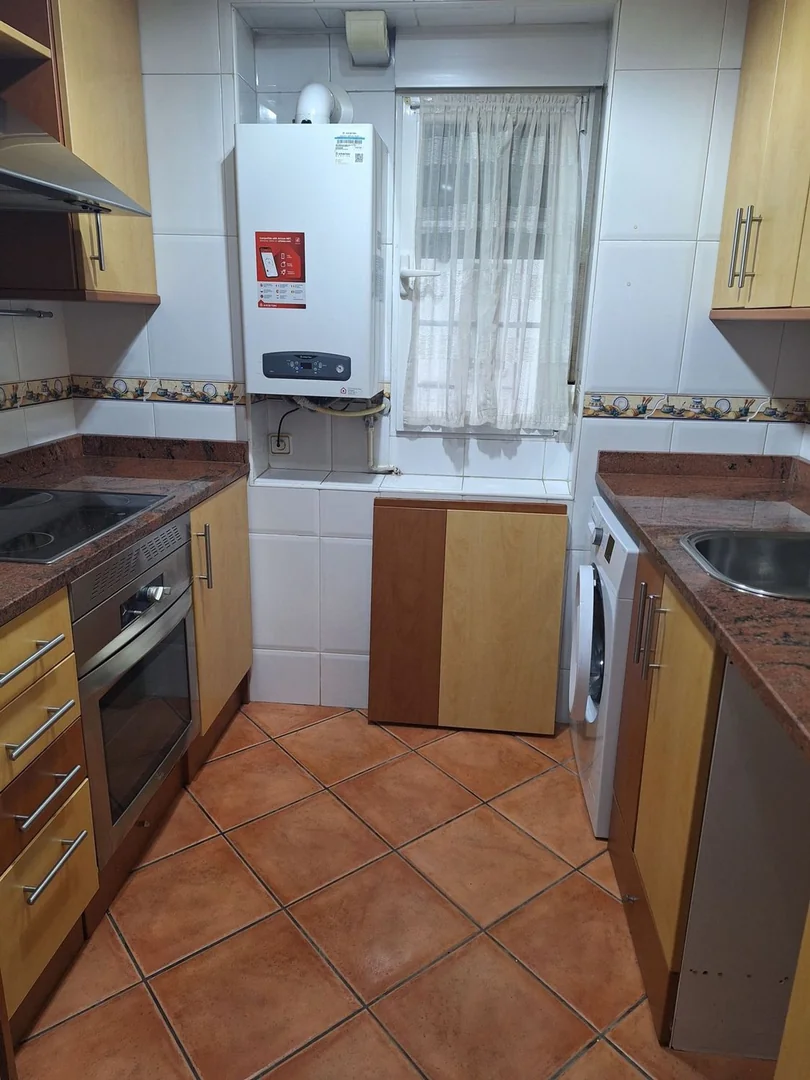 Piso en Calle de La Bañeza, 1 - Foto 8