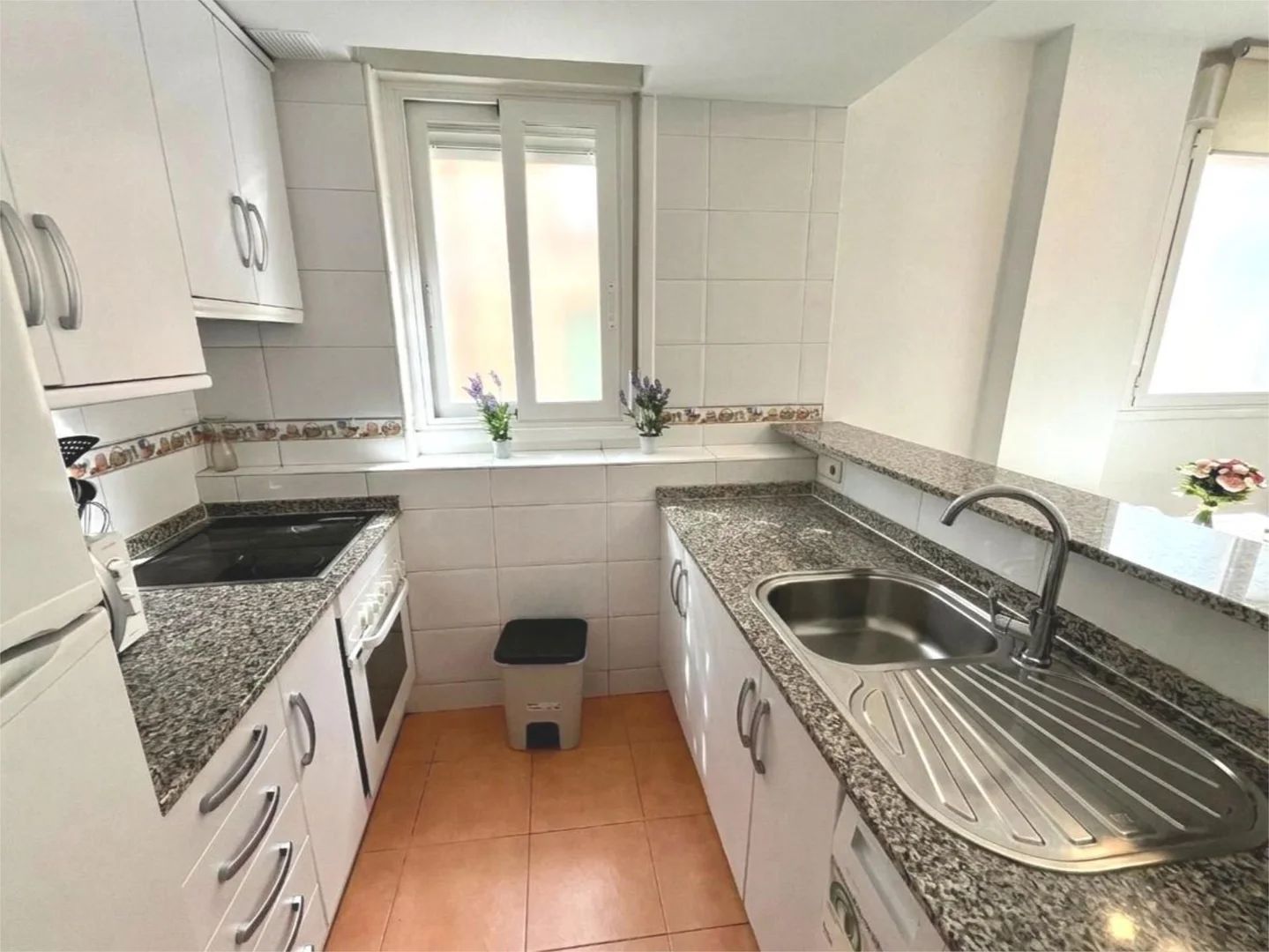 Piso en  Calle del Puerto Canfranc 4 - Foto 6