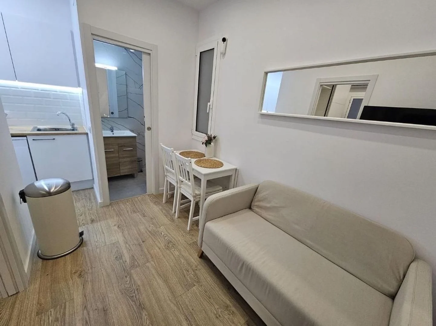 Estudio en Calle dels Jocs Florals, 167, La Bordeta - Foto 2