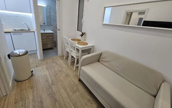 Estudio en Calle dels Jocs Florals, 167, La Bordeta - Foto 2
