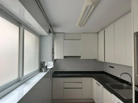 Piso en  Calle de la Peña Santa 16 - Foto 13