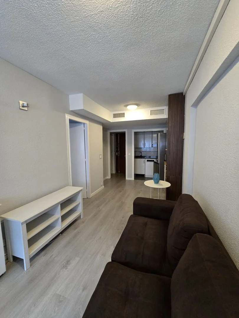 Piso en avenida del general perón, 4 - Foto 2