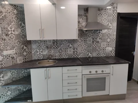 Estudio en avenida de Can Baró, 1 - Foto 2