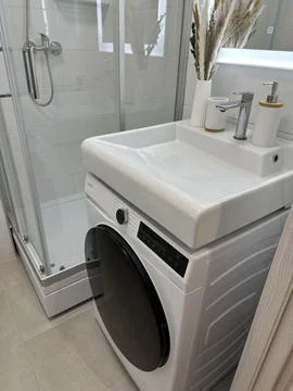 Estudio en calle de Hortaleza, 35 - Foto 1