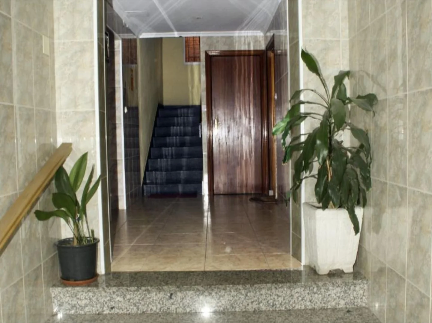 Piso en  Calle Castro de Oro 61 - Foto 2