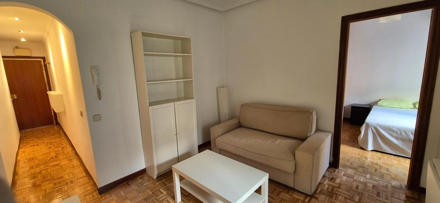 Piso en calle de Ercilla, 7