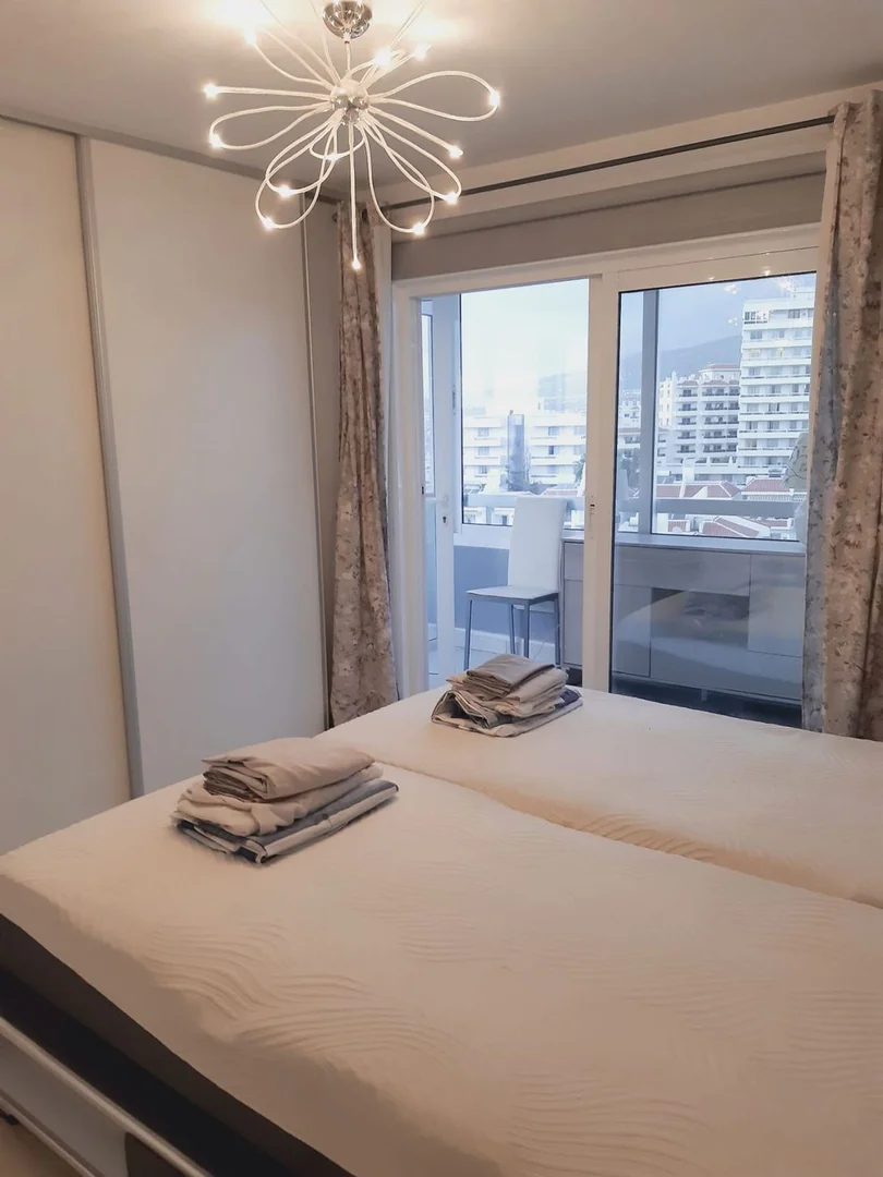 Piso en avenida Santiago Puig, 7 - Foto 6