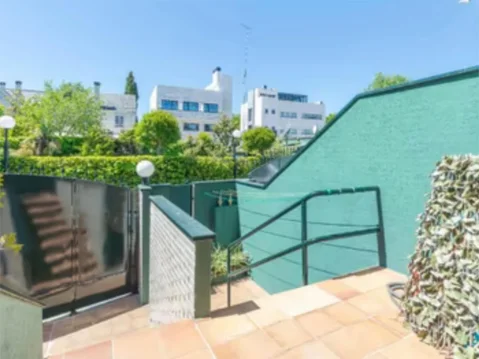 Chalet en  Calle de Federico Agustí 17 - Foto 2