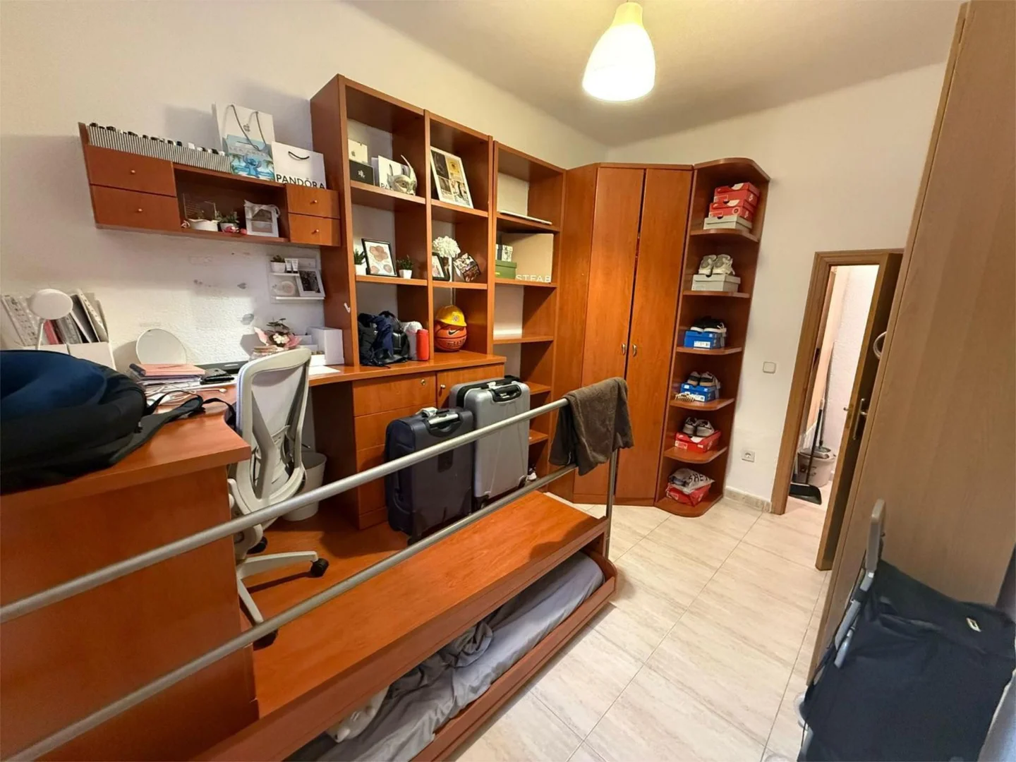 Piso en  Calle Madres Plaza de Mayo 15