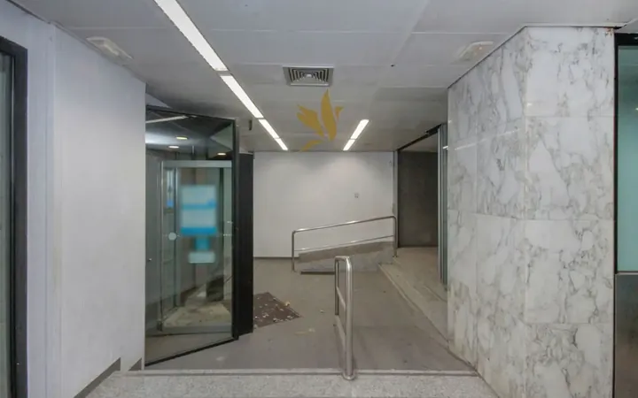 Local comercial en  d'Escòcia - Foto 3