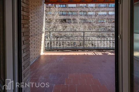 Piso en calle de Núñez Morgado - Foto 3