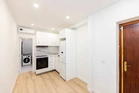 Estudio en calle de Gonzalo Herrero, 33 - Foto 8