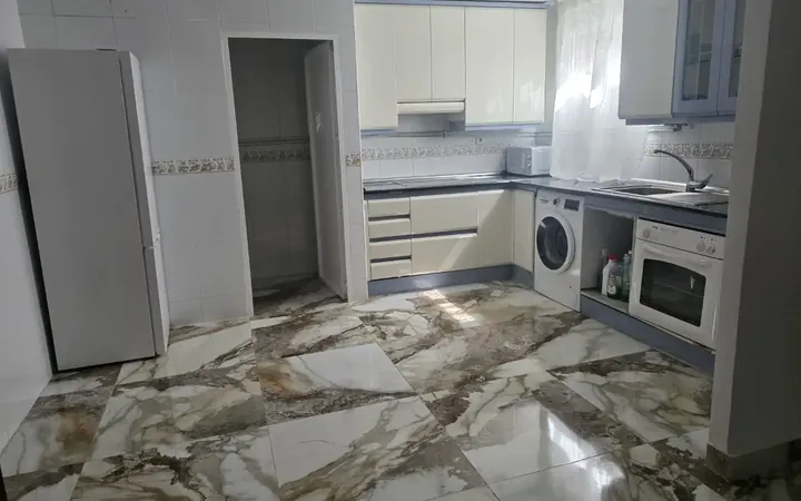 Piso en  Calle de Pinos Baja 1 - Foto 3