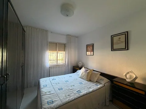 Piso en Barrio Palomeras sureste - Foto 1