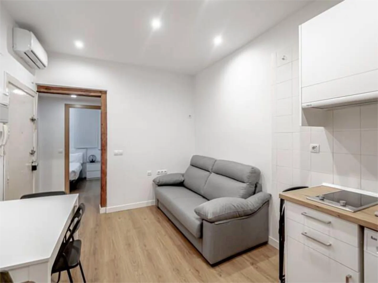 Piso en  Calle del Amparo 9 - Foto 6