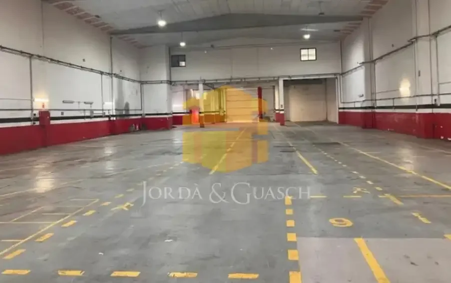 Nave Industrial en  Carrer dels Motors 86 - Foto 2