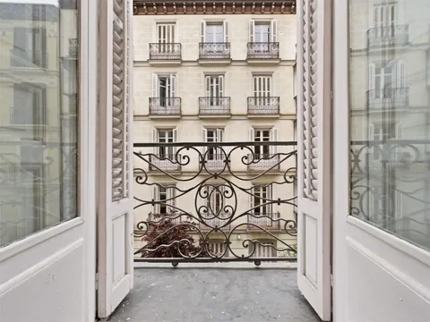 Piso en  Calle de Recoletos 9 - Foto 1