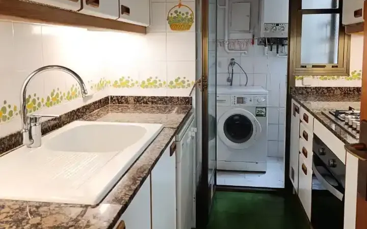 Piso en  Avinguda de la Mare de Déu de Montserrat 153 - Foto 2