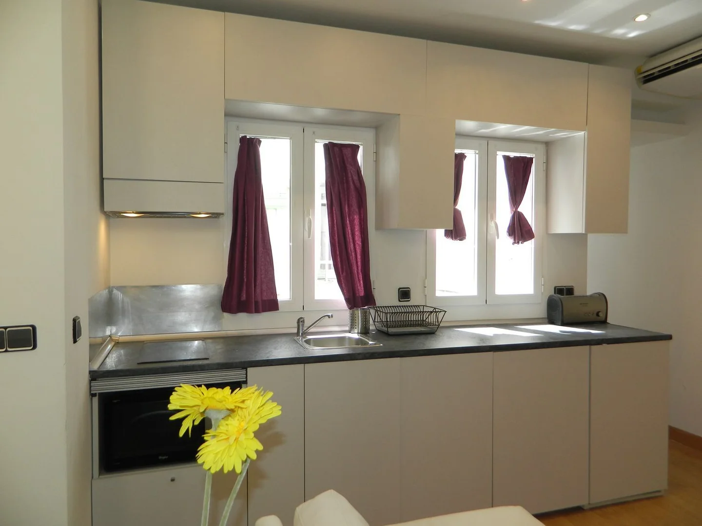 Estudio en calle de Santa Isabel, 25 - Foto 8