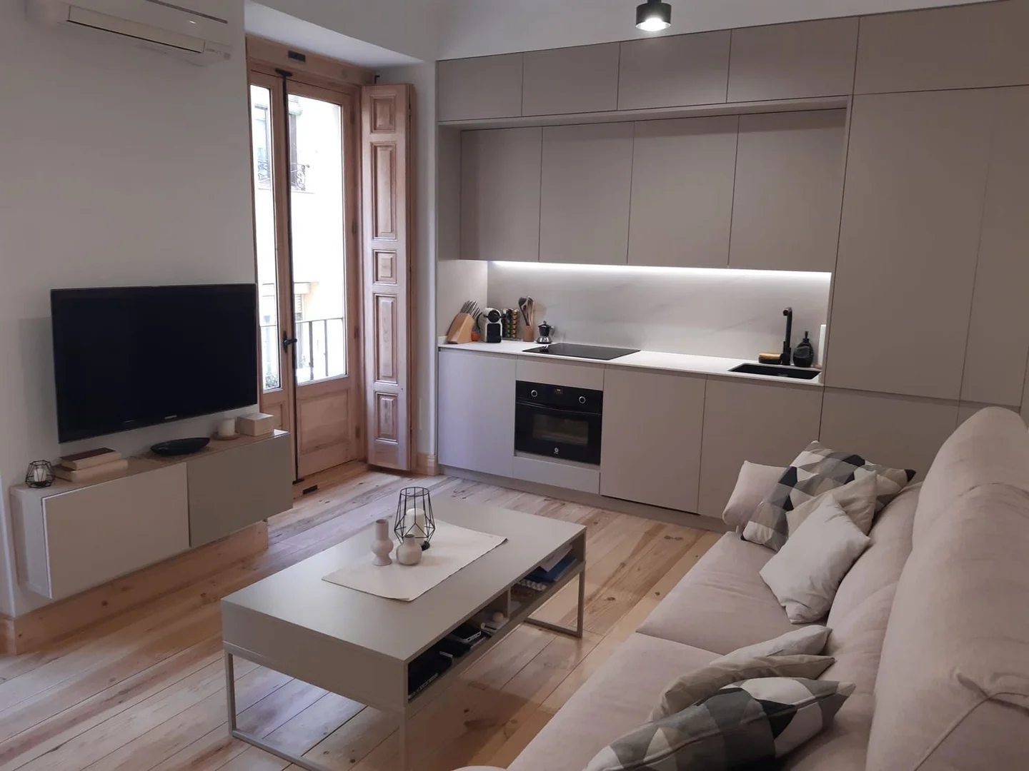 Piso en plaza de Cascorro, 31 - Foto 1