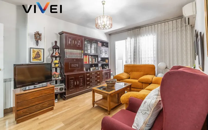 Piso en Calle de Antonio de Leyva, Opañel - Foto 1