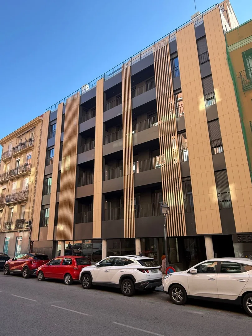 Piso en calle de Sebastián Elcano, 8 - Foto 1