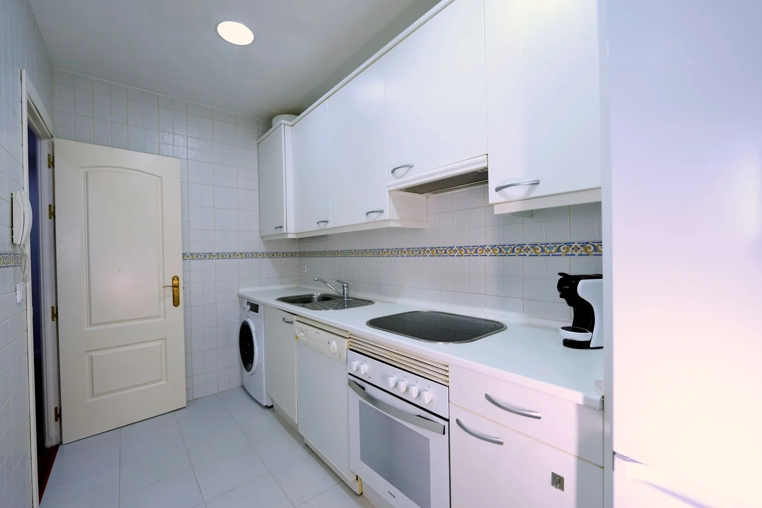 Alquiler de piso en Huertas-Cortes - Foto 6