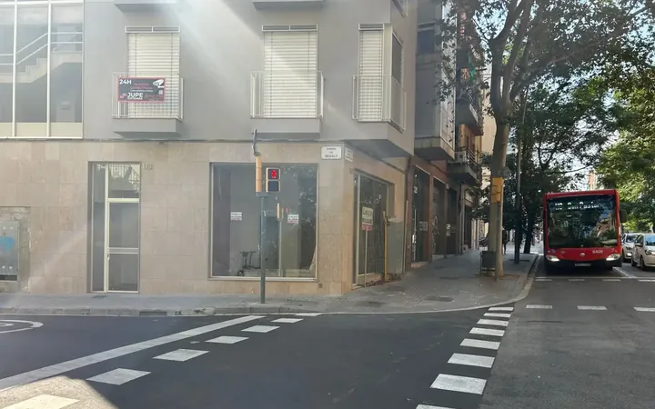 Local comercial en  Carrer Carrer Navas de Tolosa - Foto 18