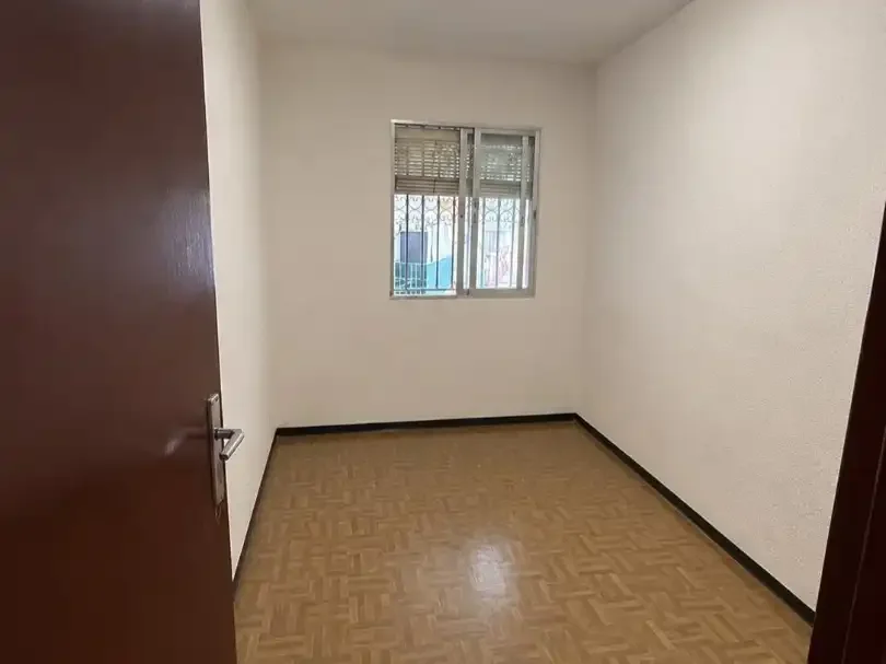 Piso en  Calle de Gonzalo de Berceo 2 - Foto 9