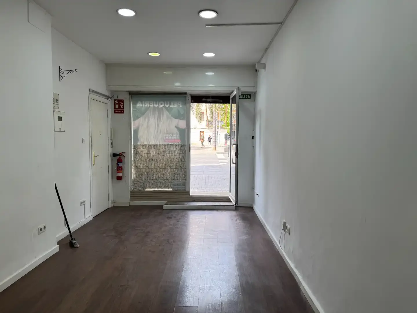 Local comercial en  Avinguda Meridiana - Foto 3