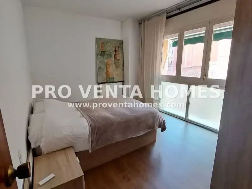Apartamento en  Carrer de l'Historiador Maians 20 - Foto 3