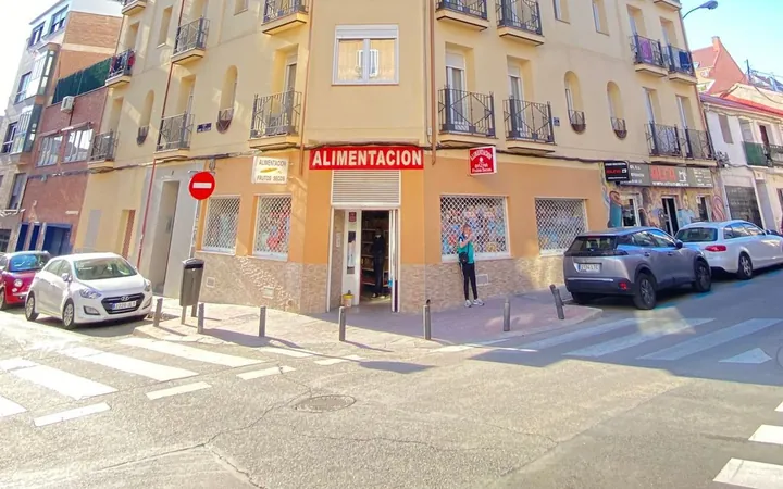 Piso en Calle Conde de Vallellano, 8 - Foto 1
