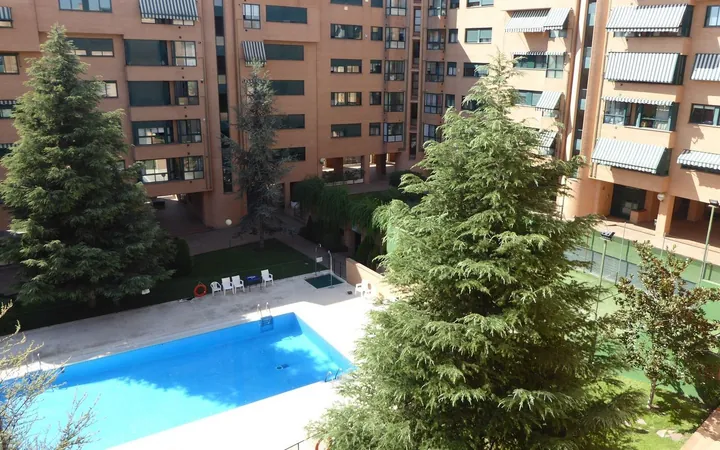 Piso en Avenida Prunos, 15 - Foto 1