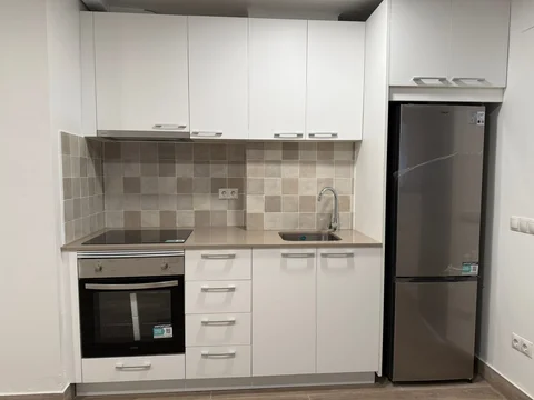 Estudio en Paseo de Valldaura, 32 - Foto 4
