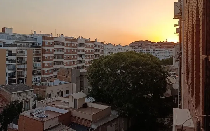 Piso en Calle dels Ferrocarrils Catalans, 81, La Marina del Port - Foto 5
