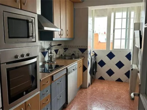 Piso en  Calle Leonor Góngora 25 - Foto 2