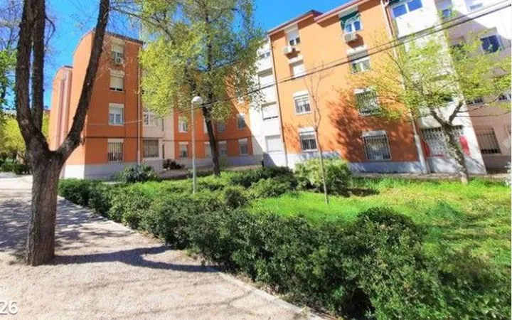 Piso en Avenida Segunda - Foto 1