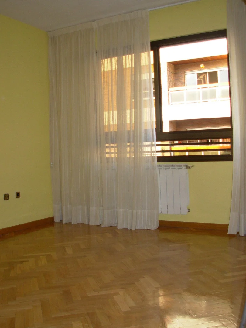 Piso en Barrio Guindalera - Foto 3