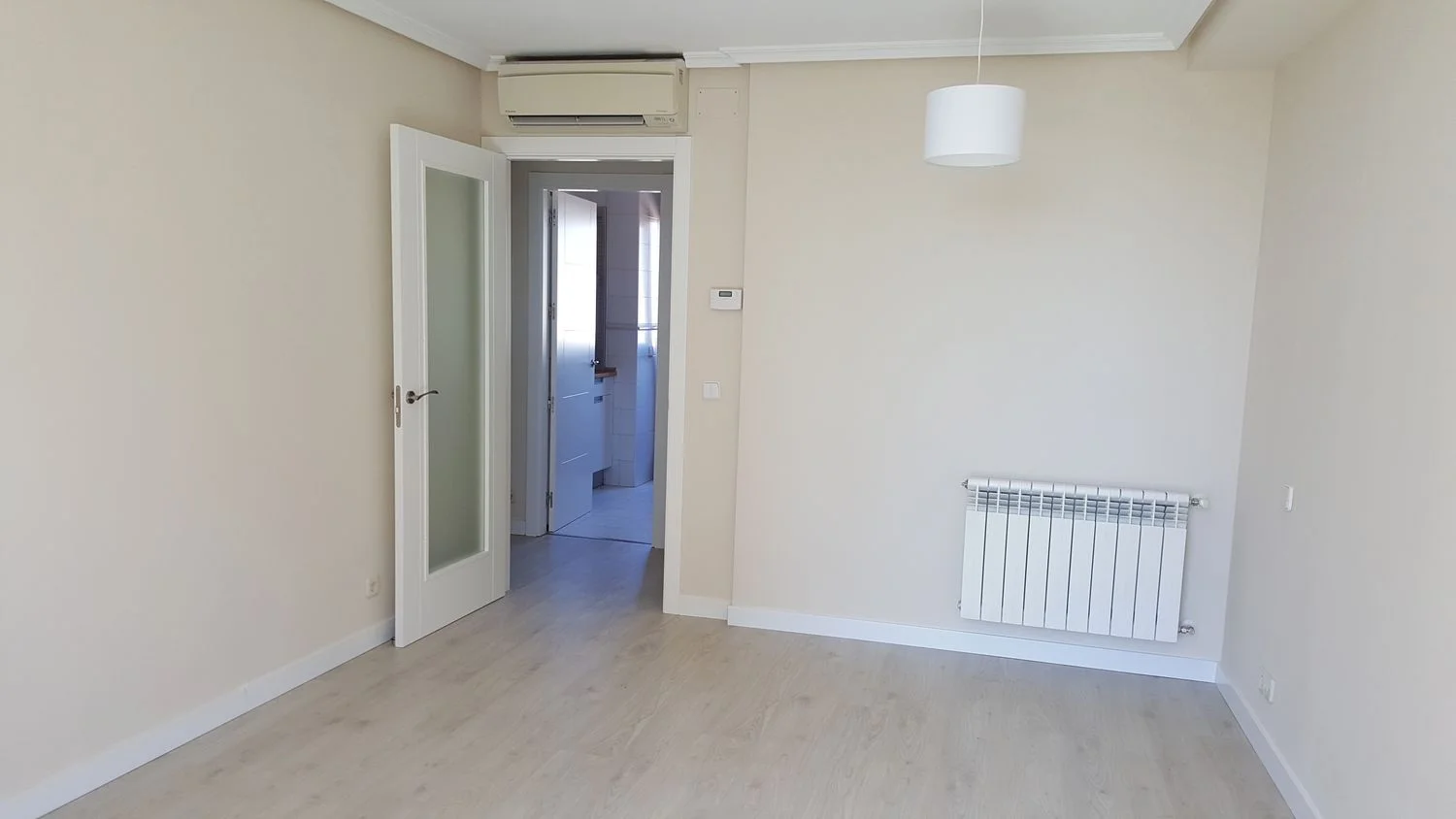 Piso en calle de Clara del Rey, 9