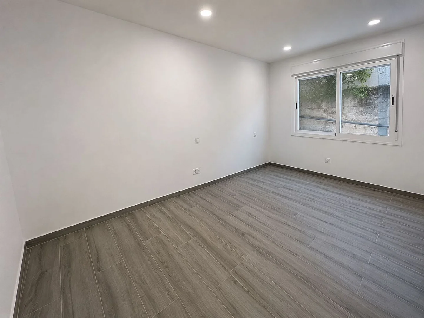 Piso en Calle de Linneo - Foto 4