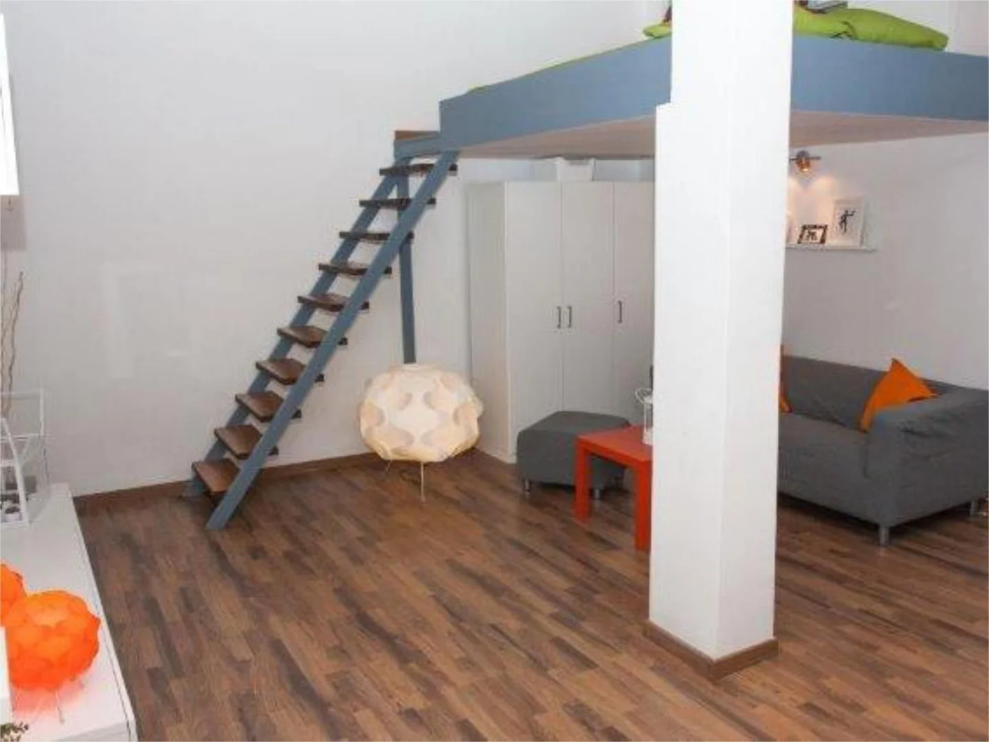 Piso en  Calle de Daganzo 9 - Foto 3