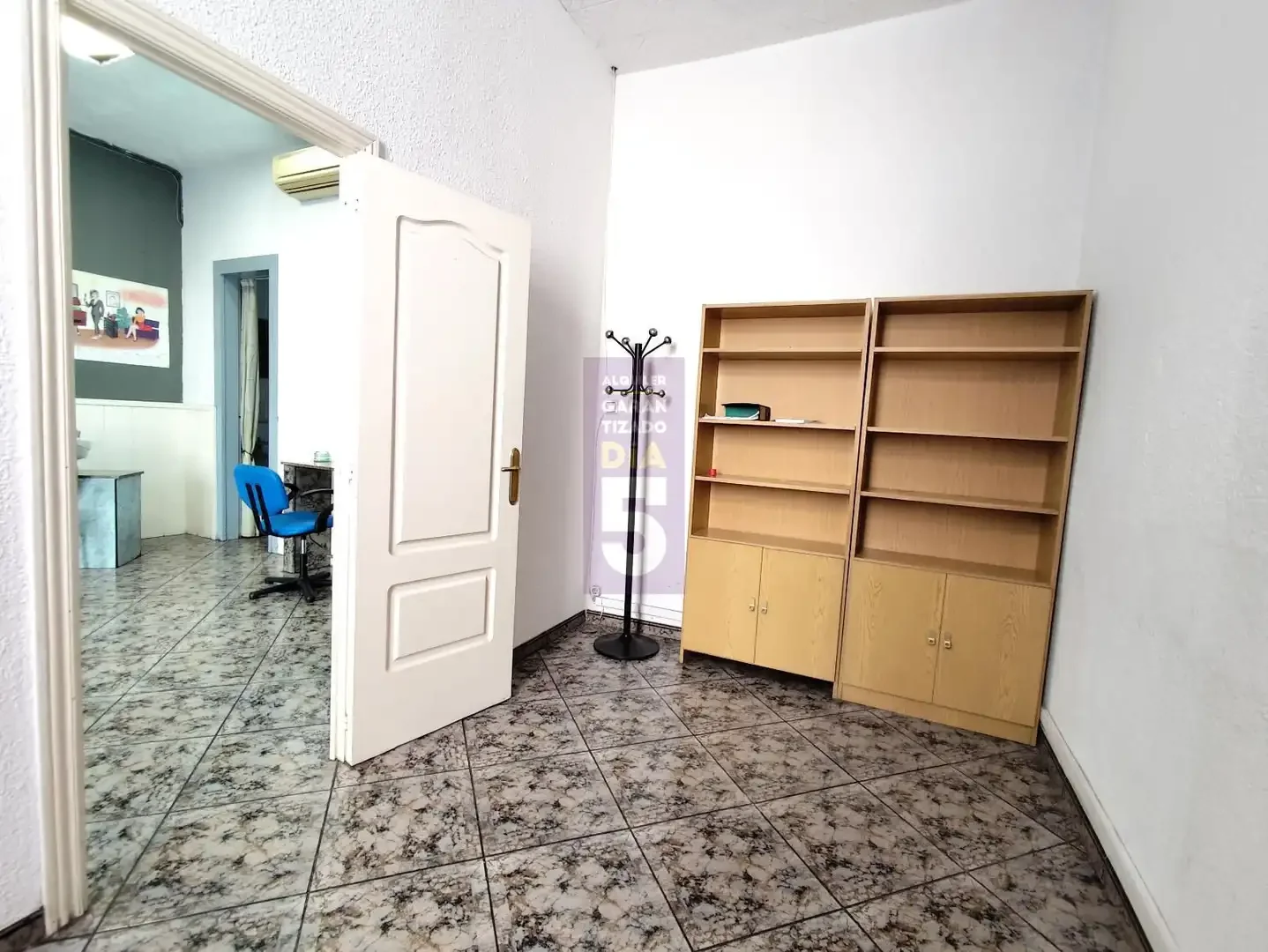 Local comercial en  AMILCAR - Foto 8