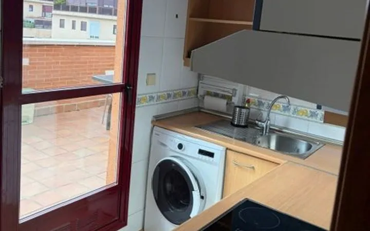 Ático en Calle luisa de carvajal, 9, Simancas - Foto 3