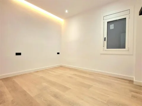 Piso en  Avinguda del Paral·lel 143 - Foto 7