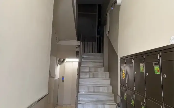 Piso en  Carrer del Comte Borrell 63 - Foto 3