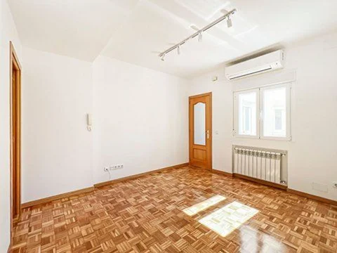 Piso en calle de la Constancia, 24 - Foto 3